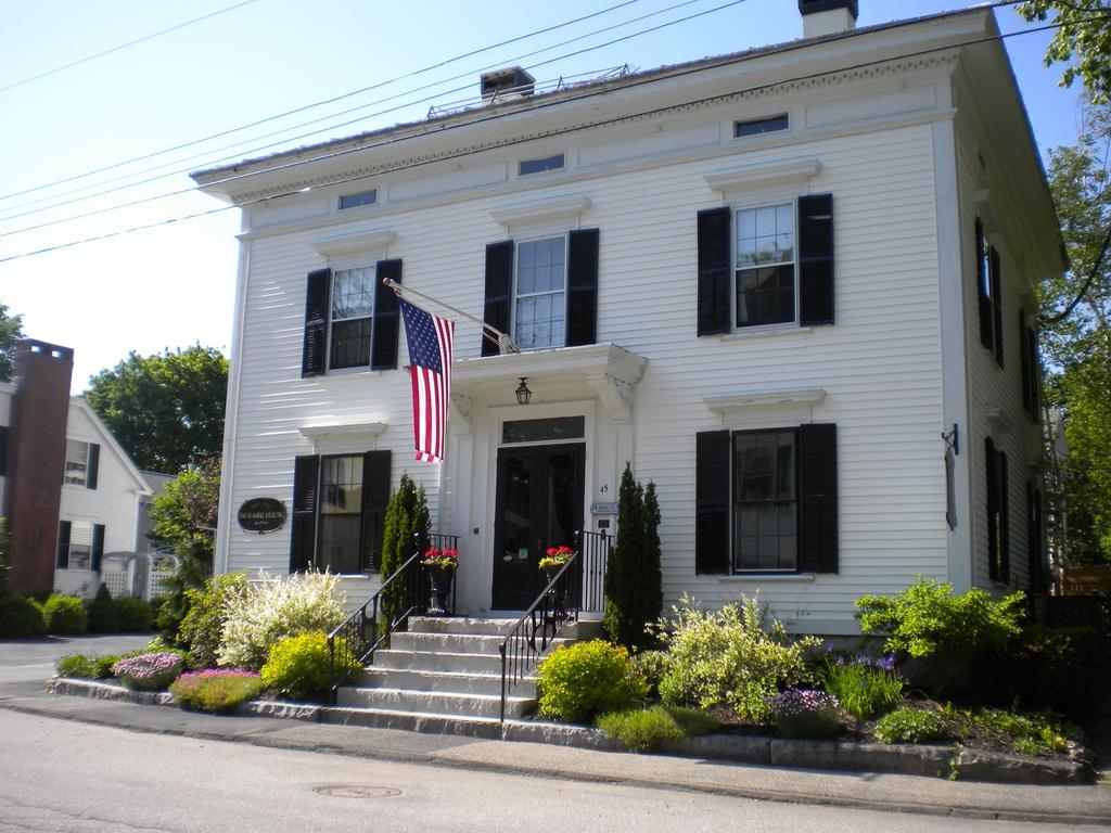 Benjamin F. Packard House Bed And Breakfast Bath Exterior photo